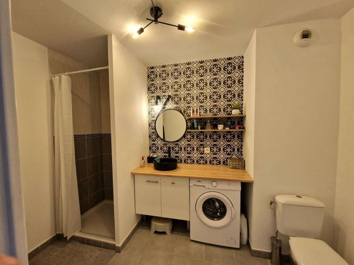 Chambre Privee T3 Saint Fons 외부 사진